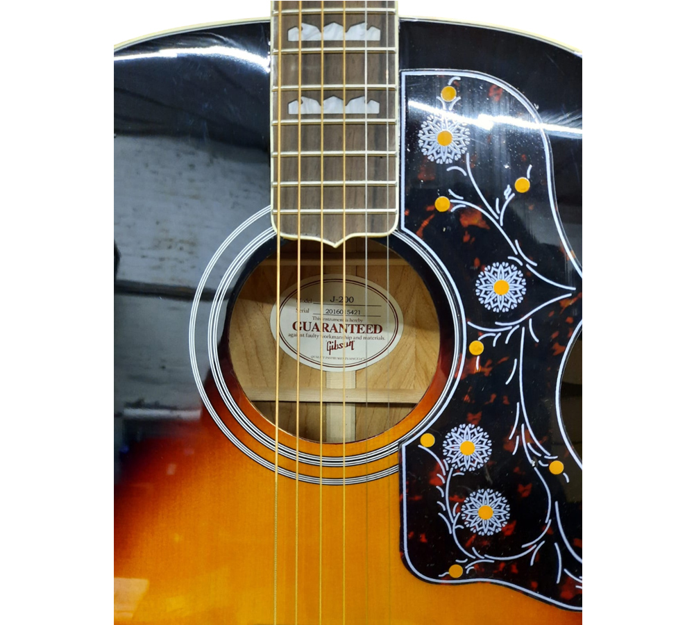 Акустическая гитара Gibson J200 Sunburst
