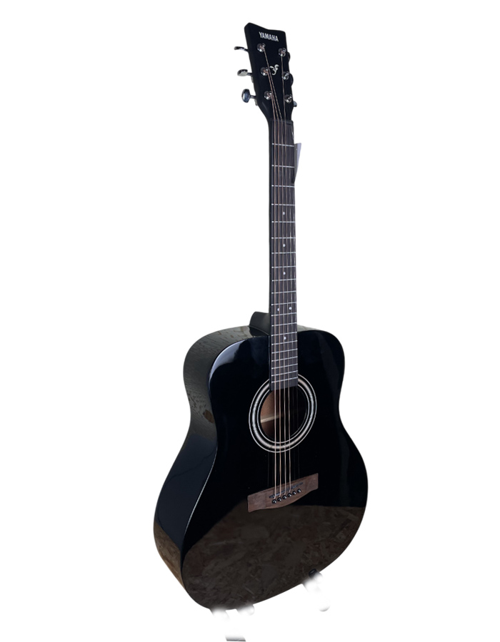 Акустическая гитара Yamaha